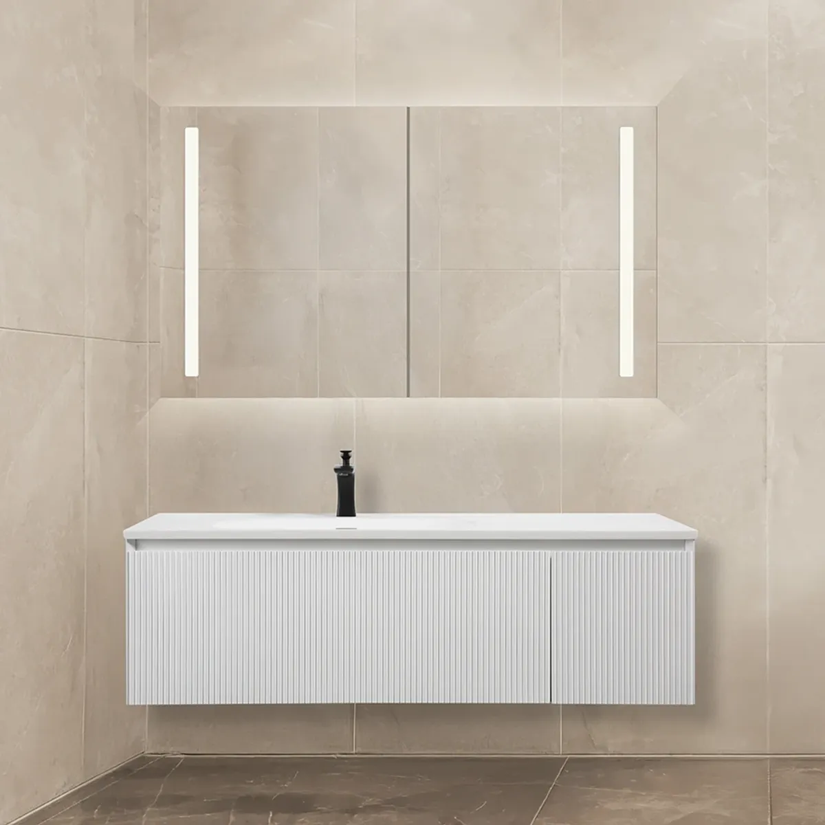 Badnor Merethe 120cm møbelpk (7201) Lilly speilskap