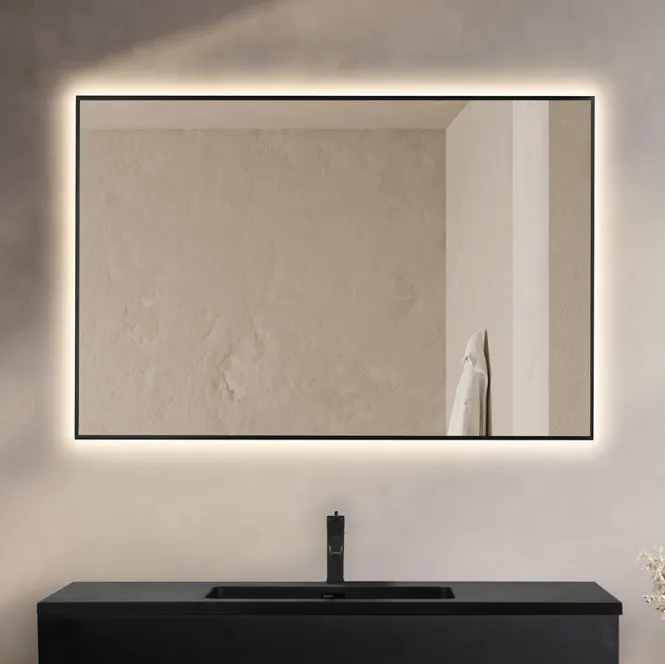 Hovedbilde Badnor Saga baderomsspeil (120x80cm) m/lys og sort ramme