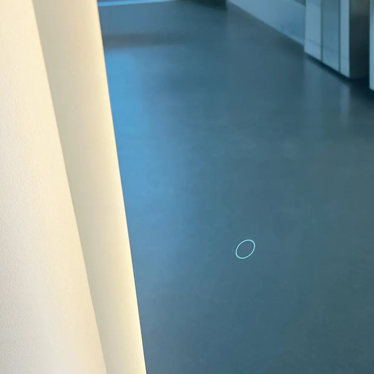 SPEILPRØVE (102) Rektangulært baderomsspeil m/LED-belysning, 61x122cm