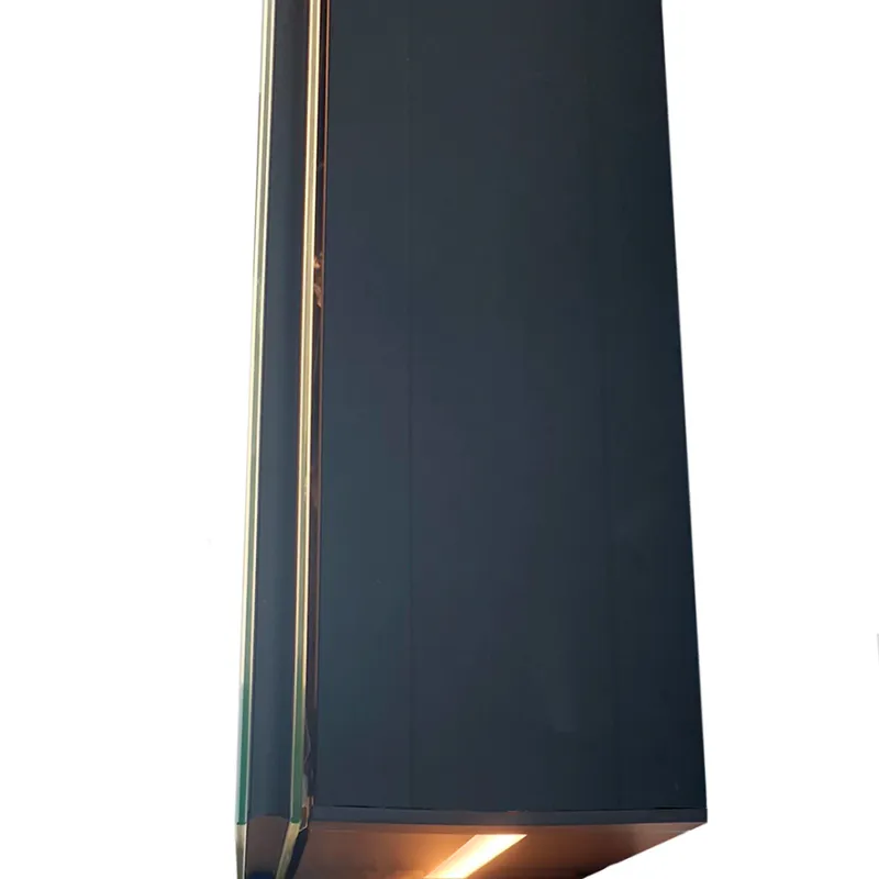 Badnor Leah speilskap (180cm), sort, m/stikkontakt og LED-lys