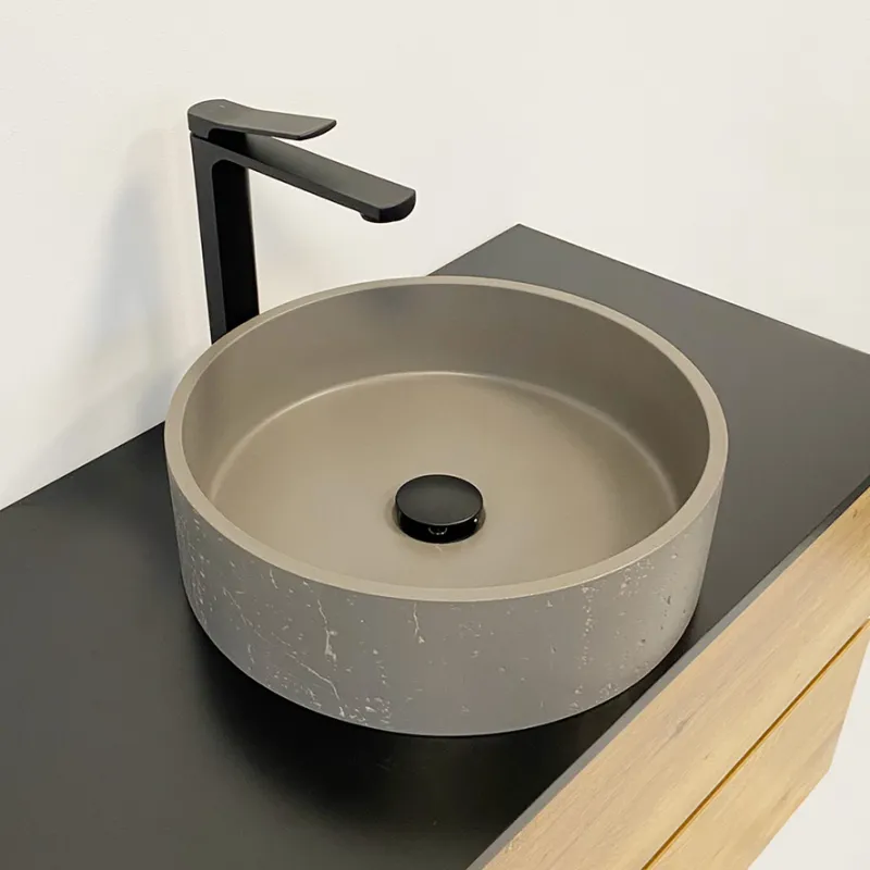 Badnor Lana concrete, Ø=390mm, betongservant for platemont.